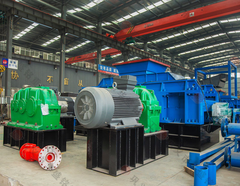 С����ʯ��ɰ�C(j��)_����ʯ���a(ch��n)������_�Aʢ�Һ����݁��ɰ�C(j��)